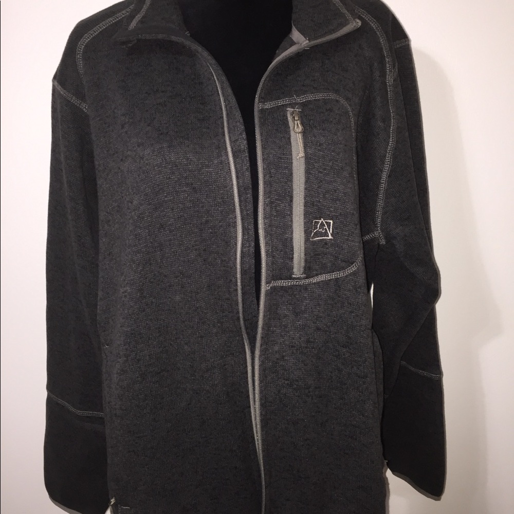 Zip up jacket avalanche brand
